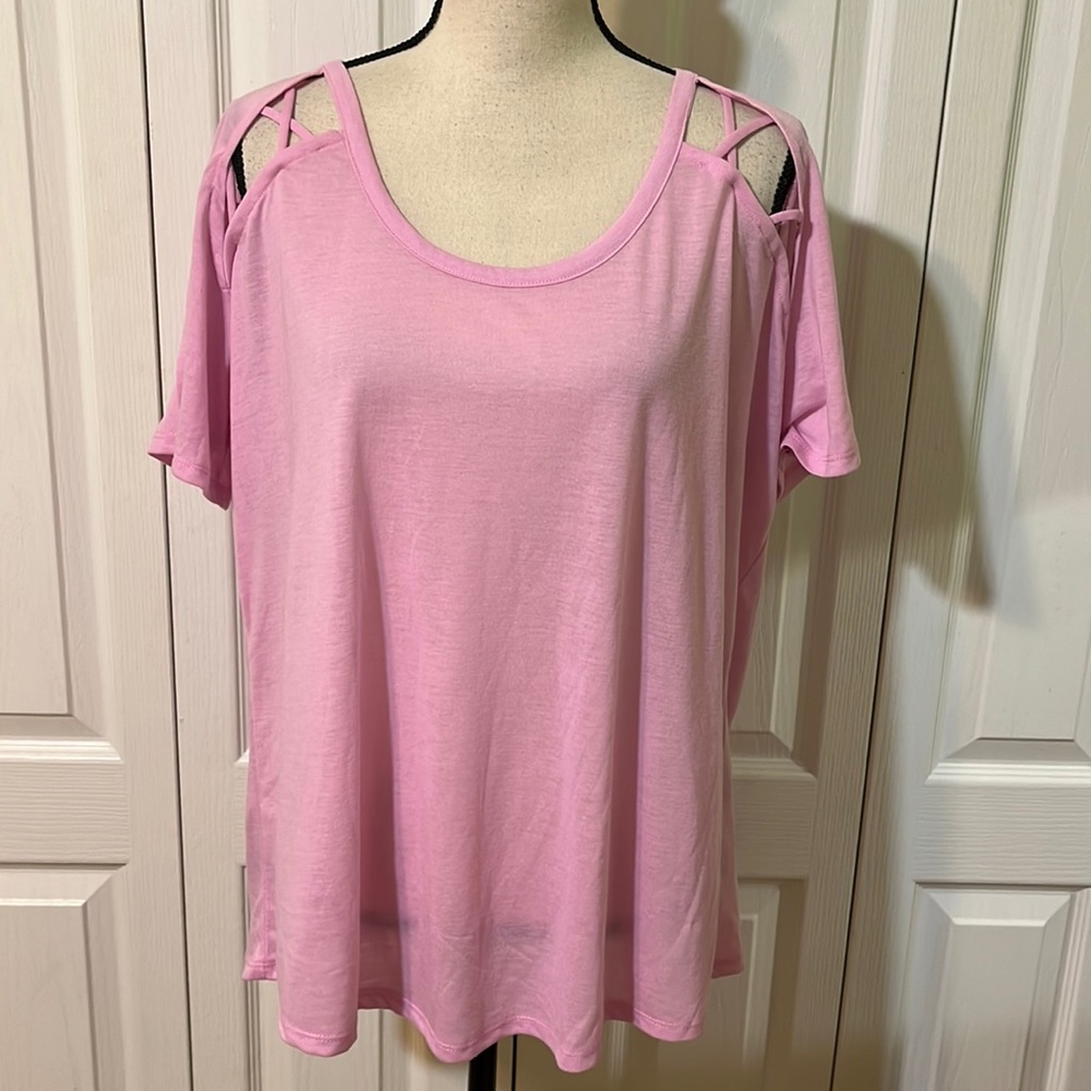 Zelos Curvy Top